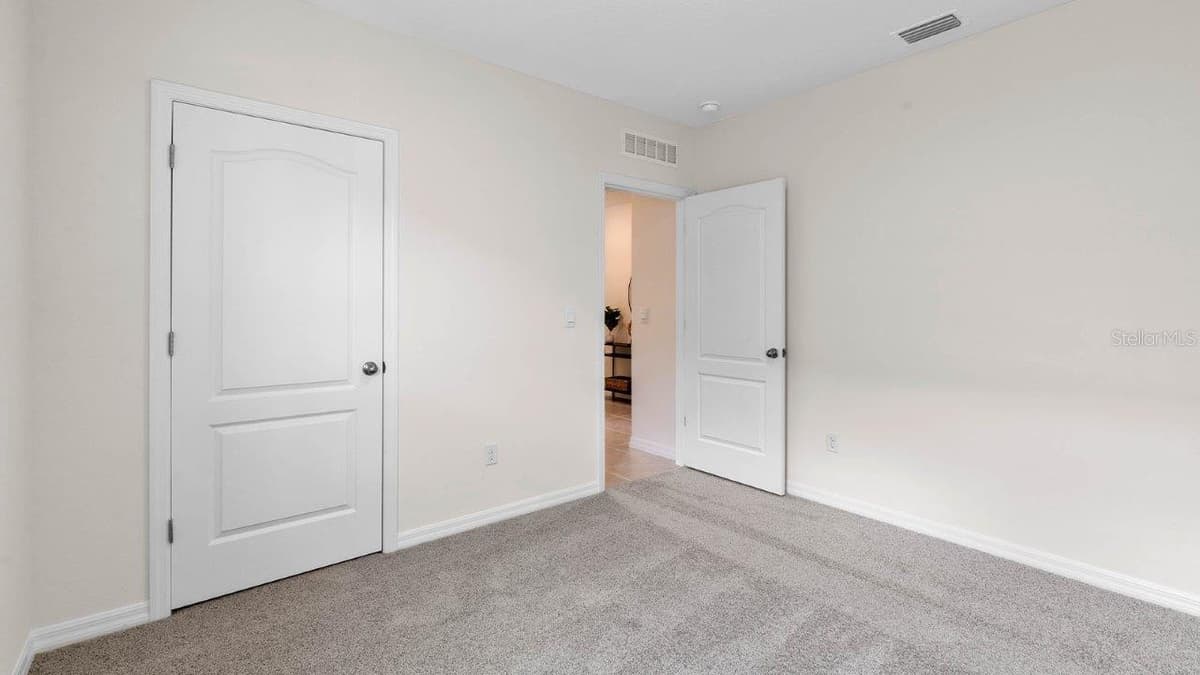 3740 GIORGIO DRIVE — photo 35 of 38
