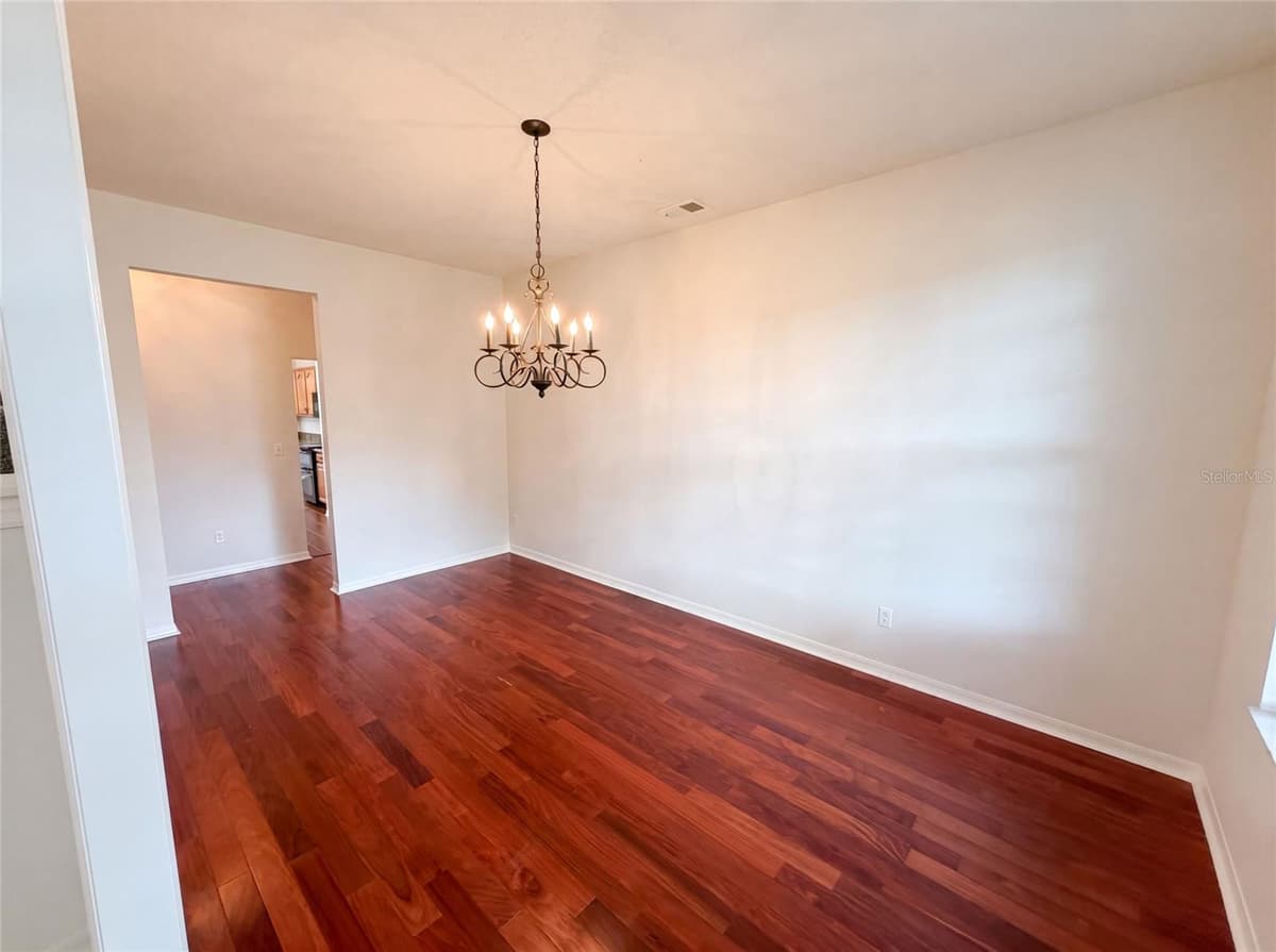 1379 HAMPSTEAD TERRACE — photo 10 of 39