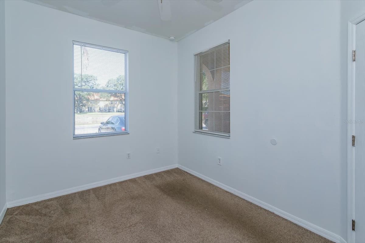 5390 PARADISE CAY CIRCLE — photo 15 of 20