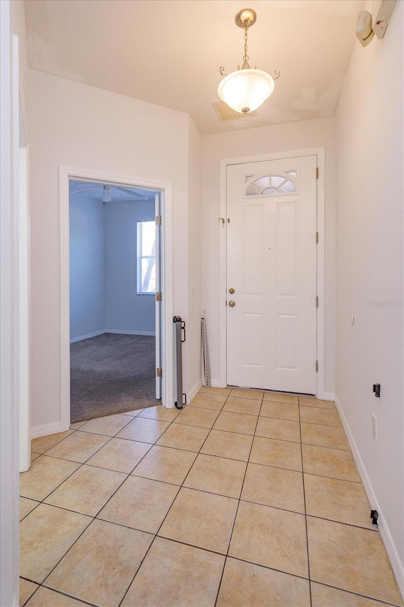 5390 PARADISE CAY CIRCLE — photo 3 of 20