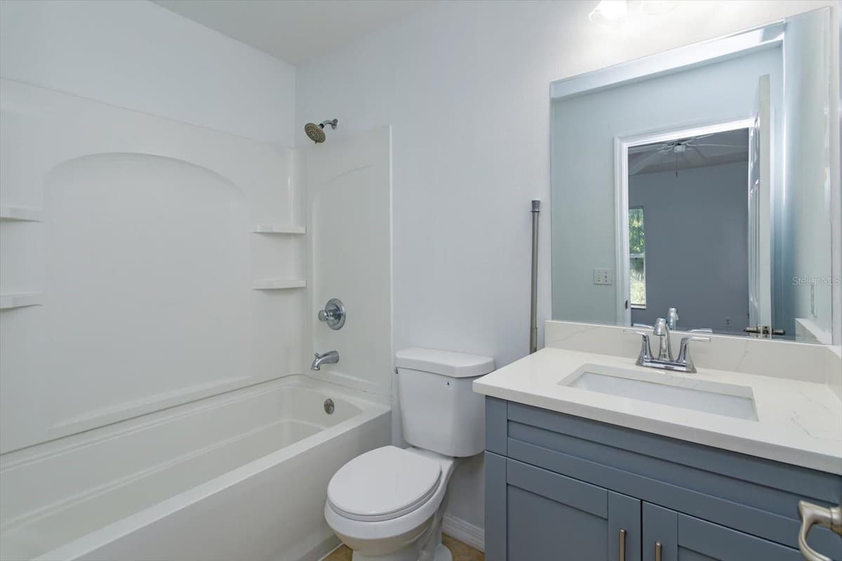 5390 PARADISE CAY CIRCLE — photo 12 of 20