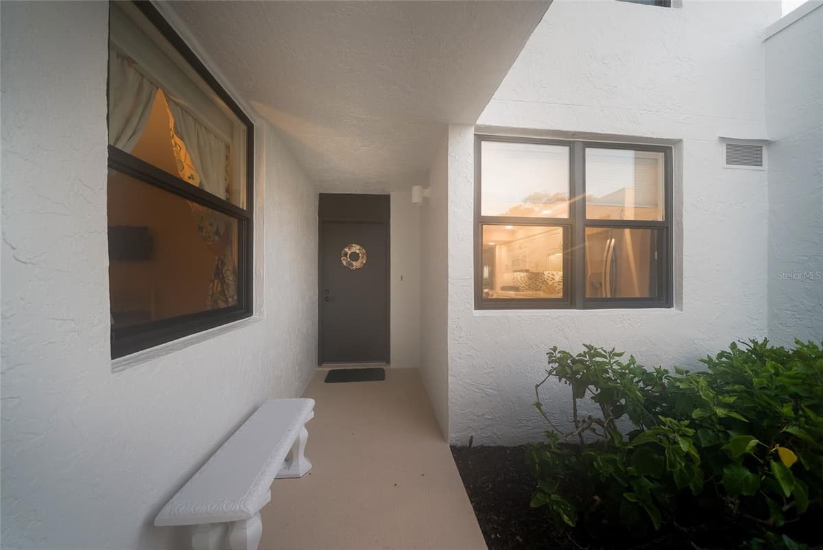 713 BAYPORT WAY — photo 4 of 35