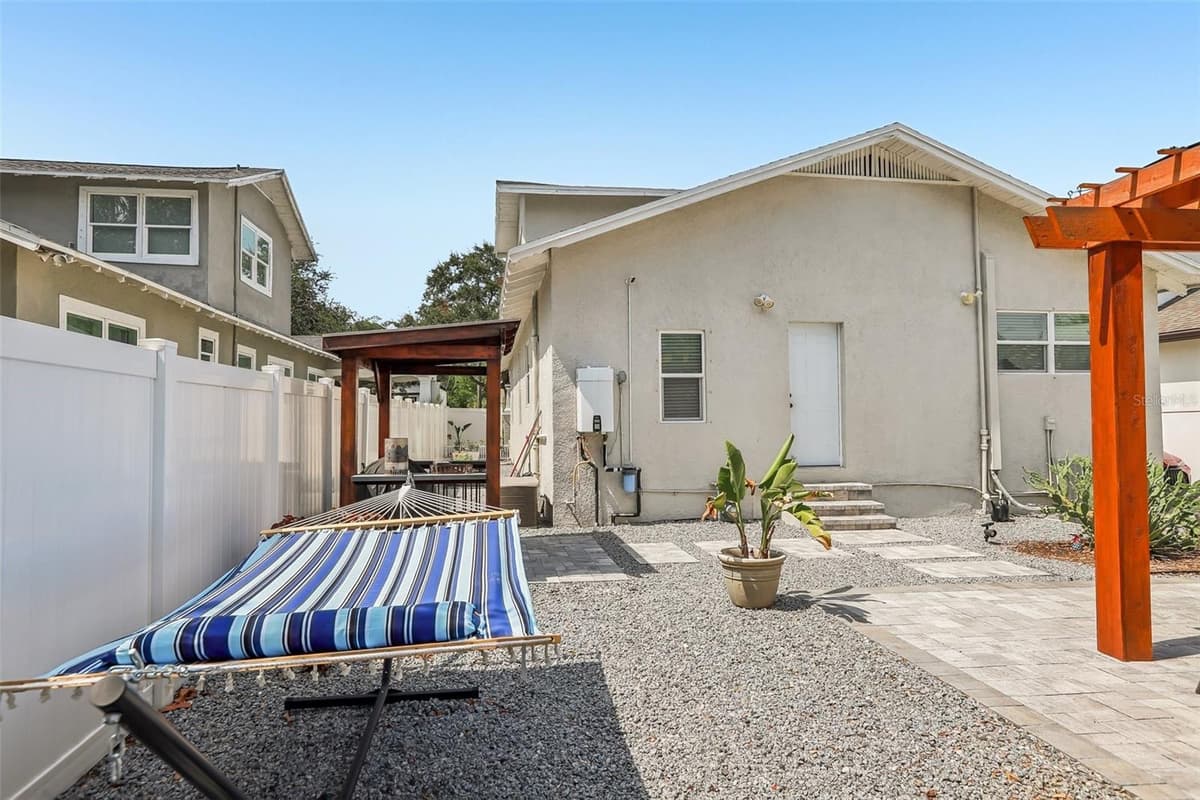 2126 BEACH STREET — photo 43 of 45