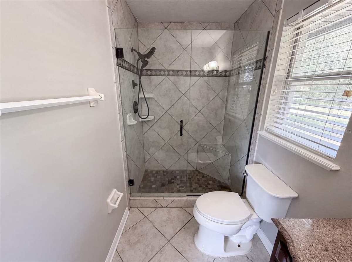 17802 JEFFERSON STREET — photo 20 of 28