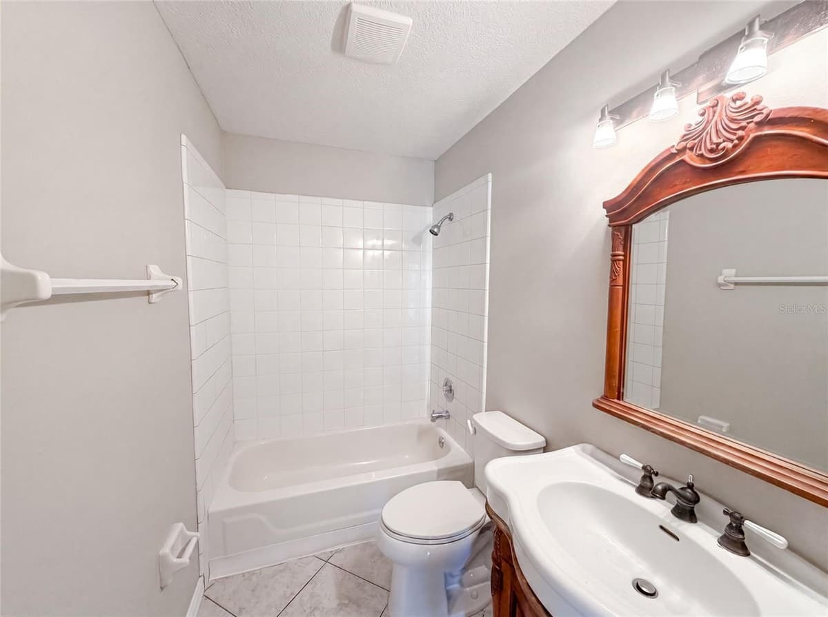 17802 JEFFERSON STREET — photo 18 of 28