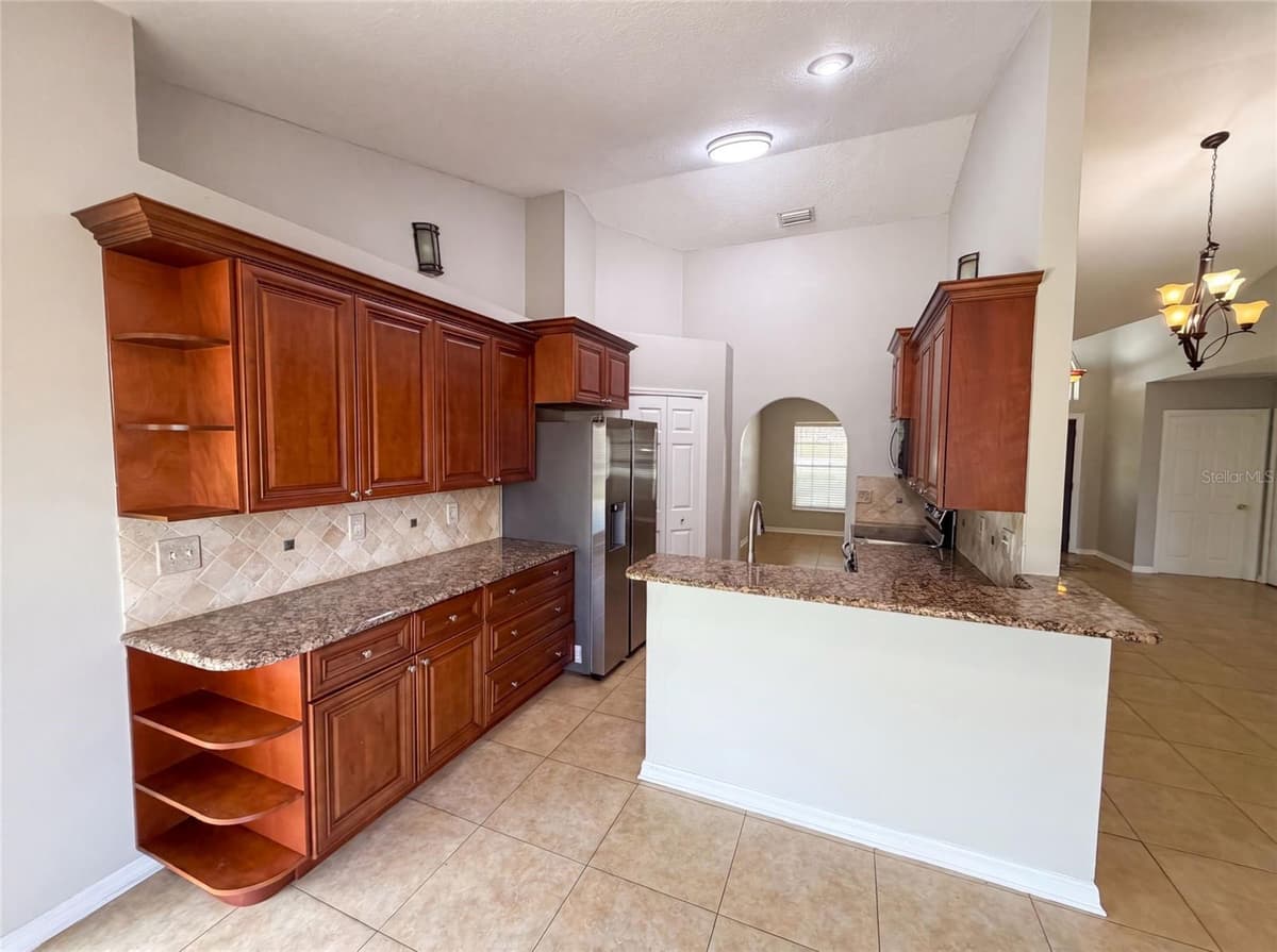 17802 JEFFERSON STREET — photo 13 of 28