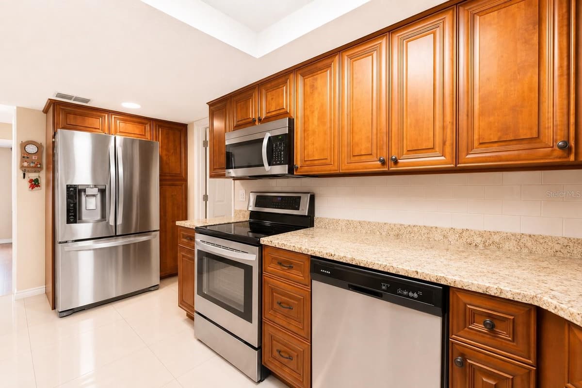 13260 TAYLOR STREET — photo 12 of 46