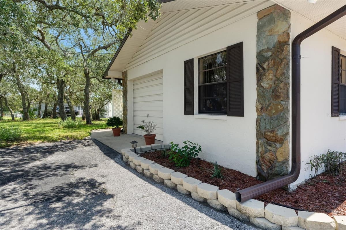 13260 TAYLOR STREET — photo 4 of 46