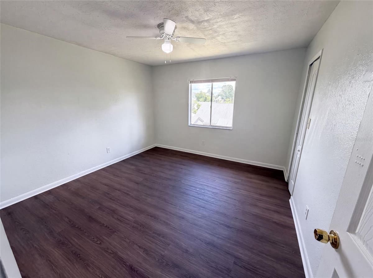 5213 VIA HACIENDA CIRCLE — photo 21 of 26