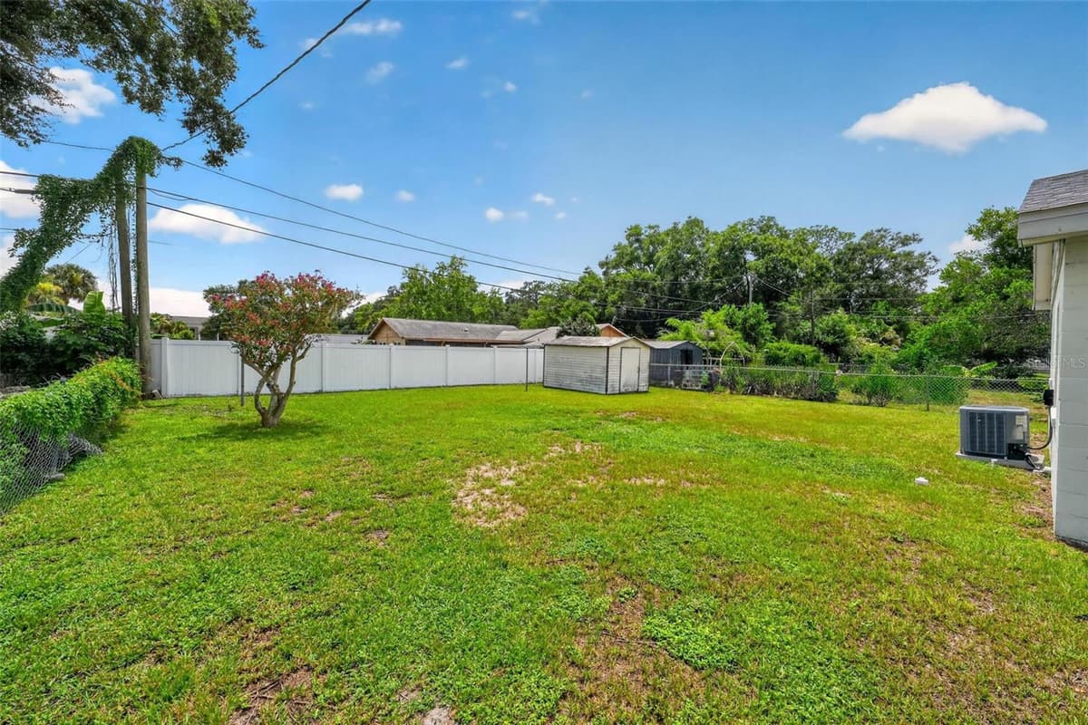 2514 DRAKE DRIVE — photo 44 of 46