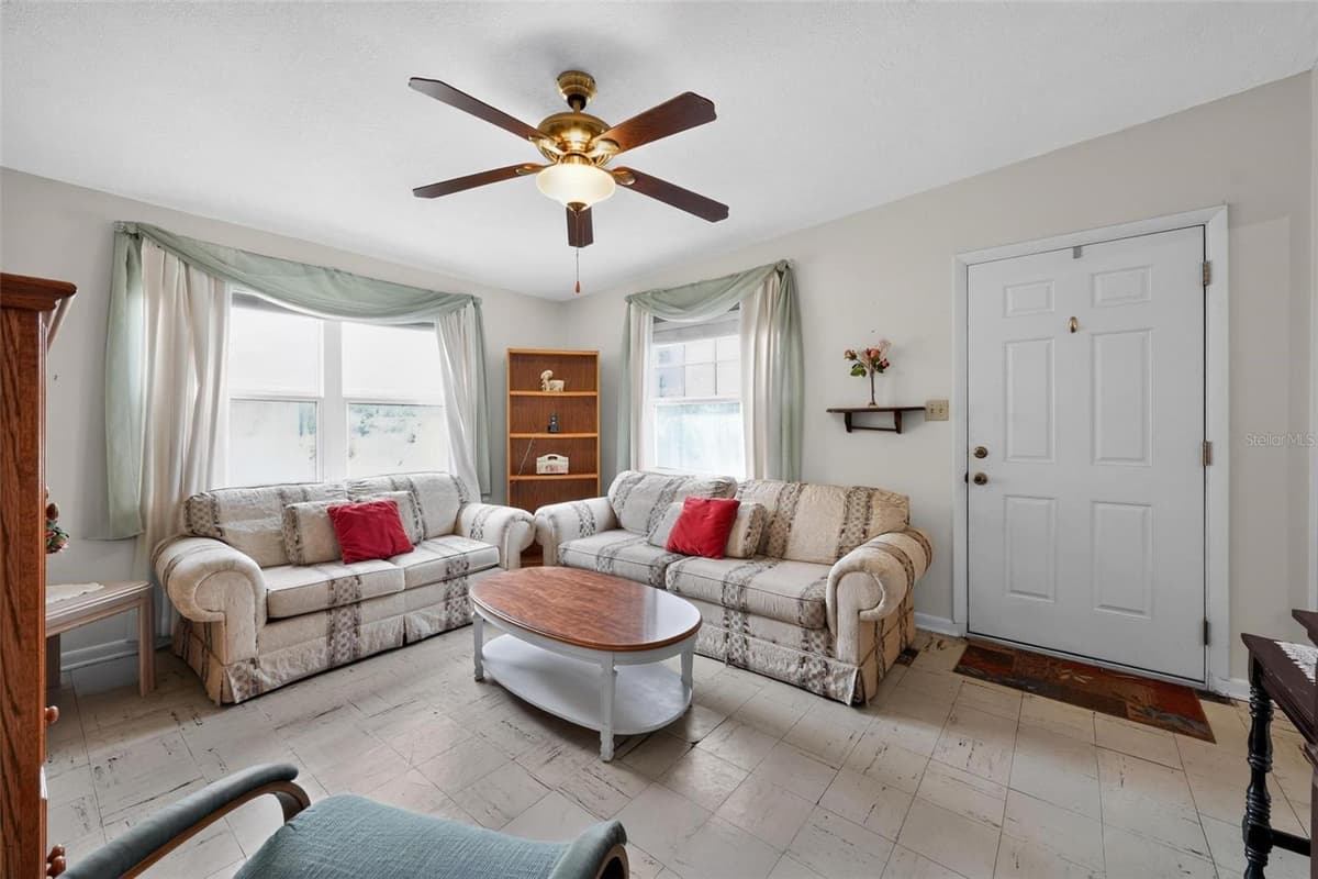 2514 DRAKE DRIVE — photo 13 of 46