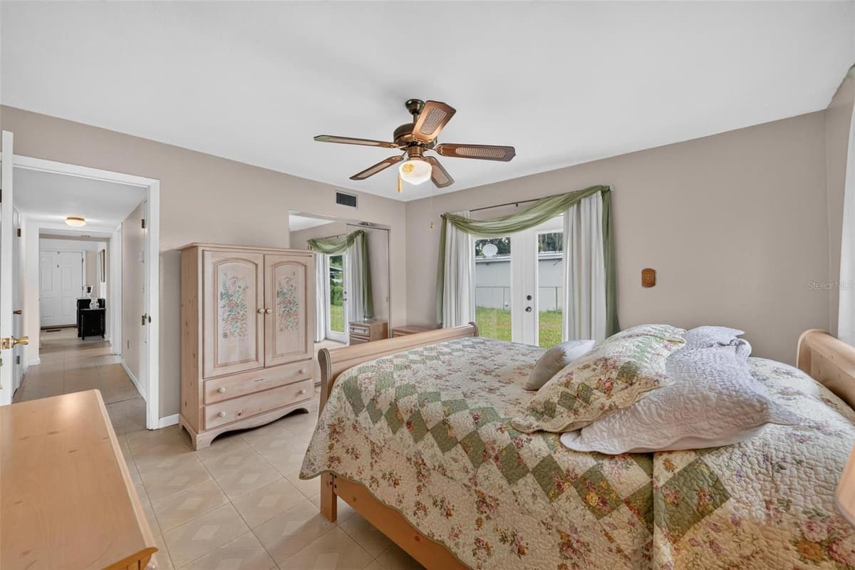 2514 DRAKE DRIVE — photo 32 of 46