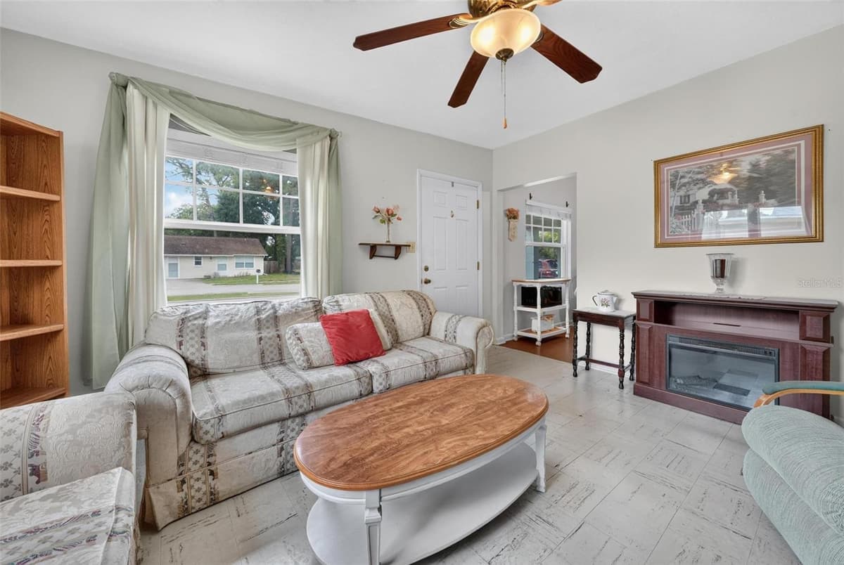 2514 DRAKE DRIVE — photo 15 of 46