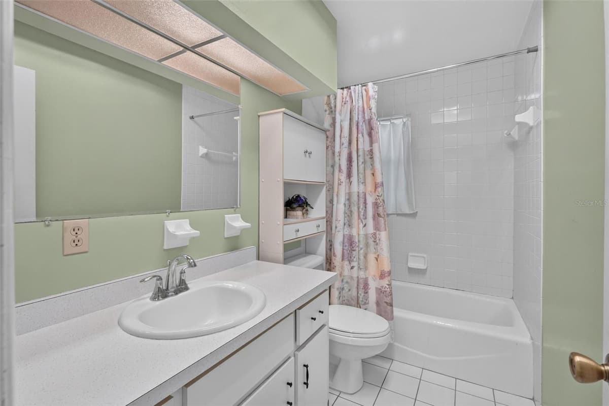 2514 DRAKE DRIVE — photo 40 of 46