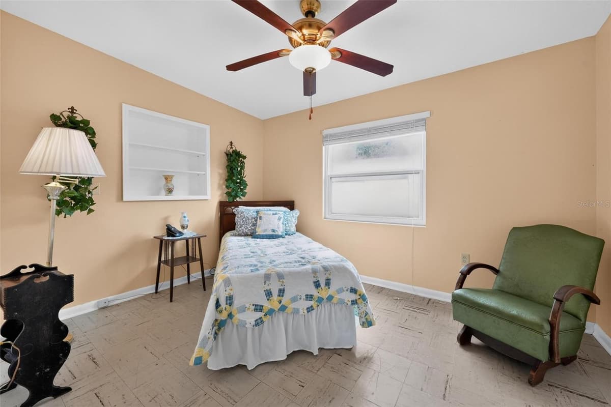 2514 DRAKE DRIVE — photo 17 of 46