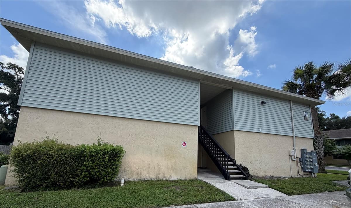 237 RED MAPLE PLACE — photo 1 of 16