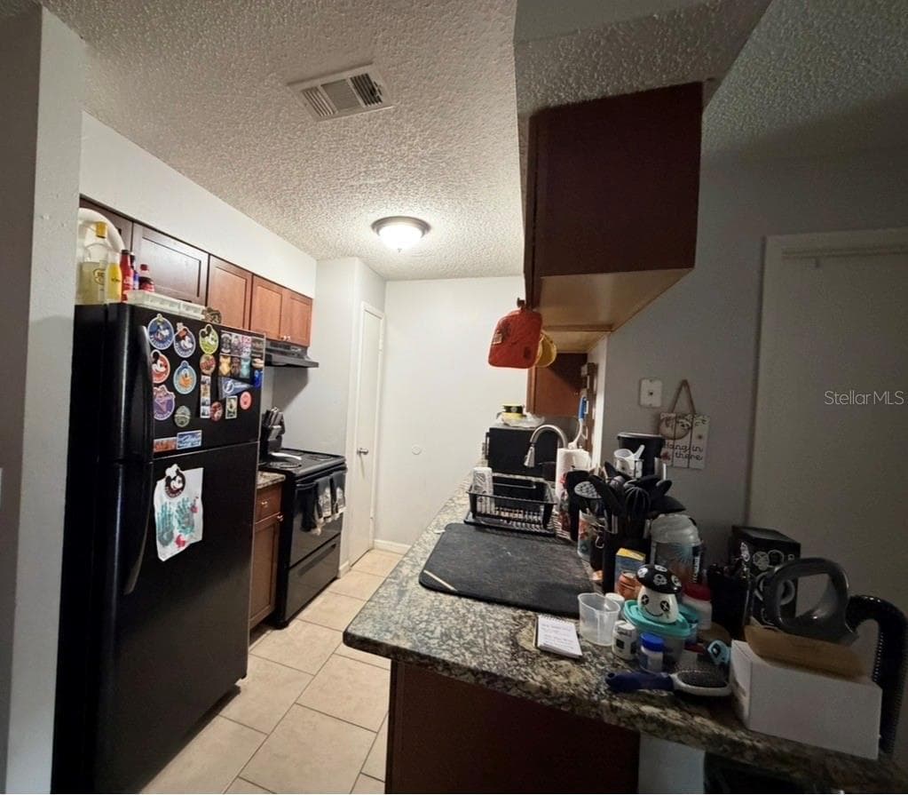 237 RED MAPLE PLACE — photo 5 of 16