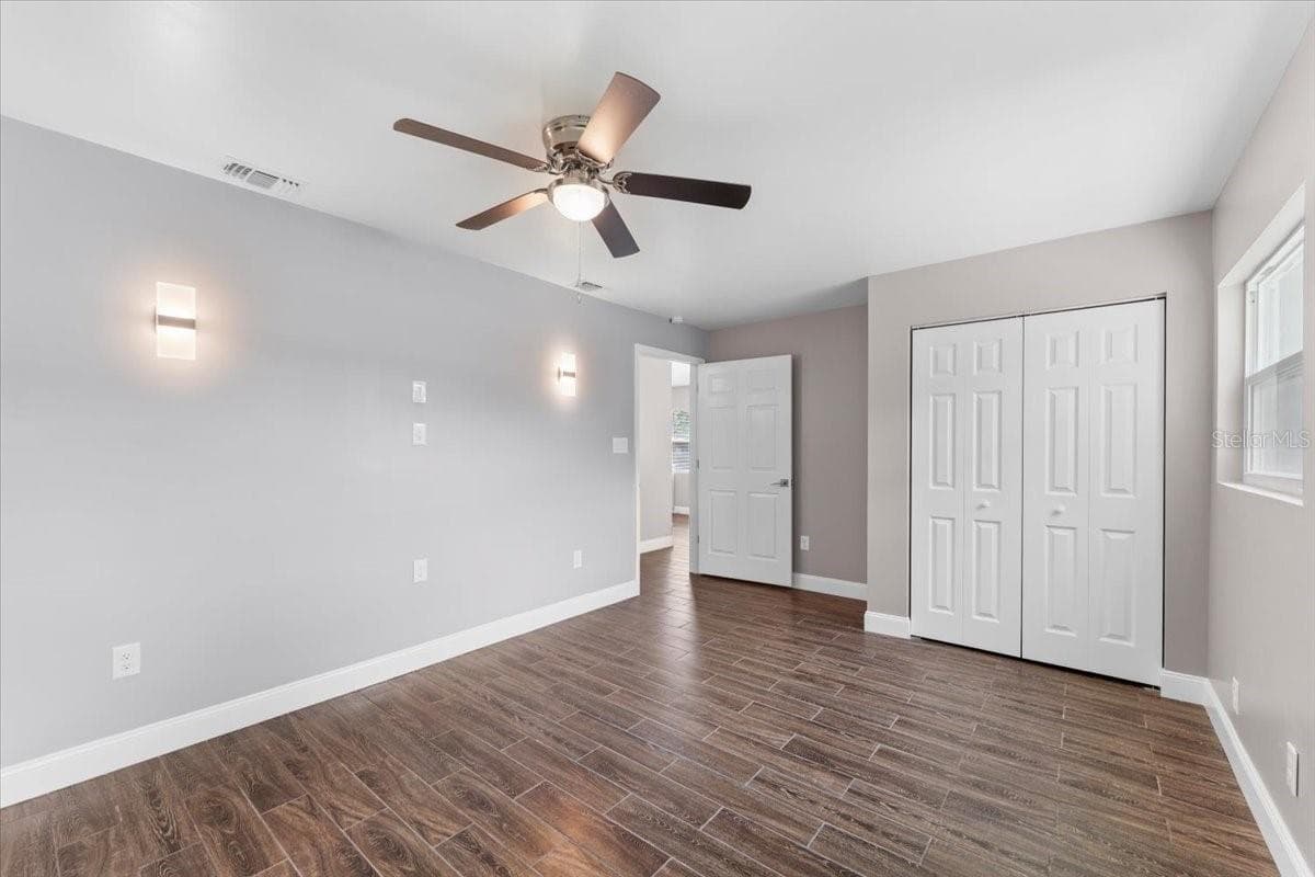 629 CEDAR PARK DRIVE — photo 14 of 27