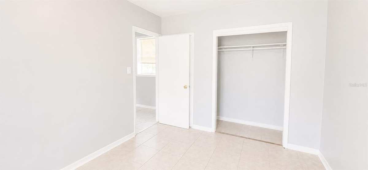 12142 MARGARITA AVENUE — photo 11 of 22