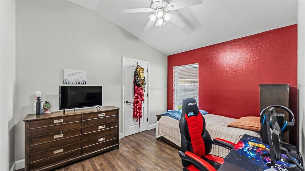 6835 SHADOWCAST LANE — photo 30 of 39