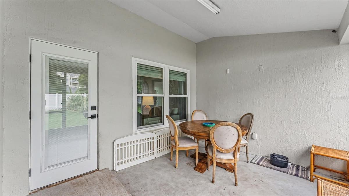 6835 SHADOWCAST LANE — photo 38 of 39