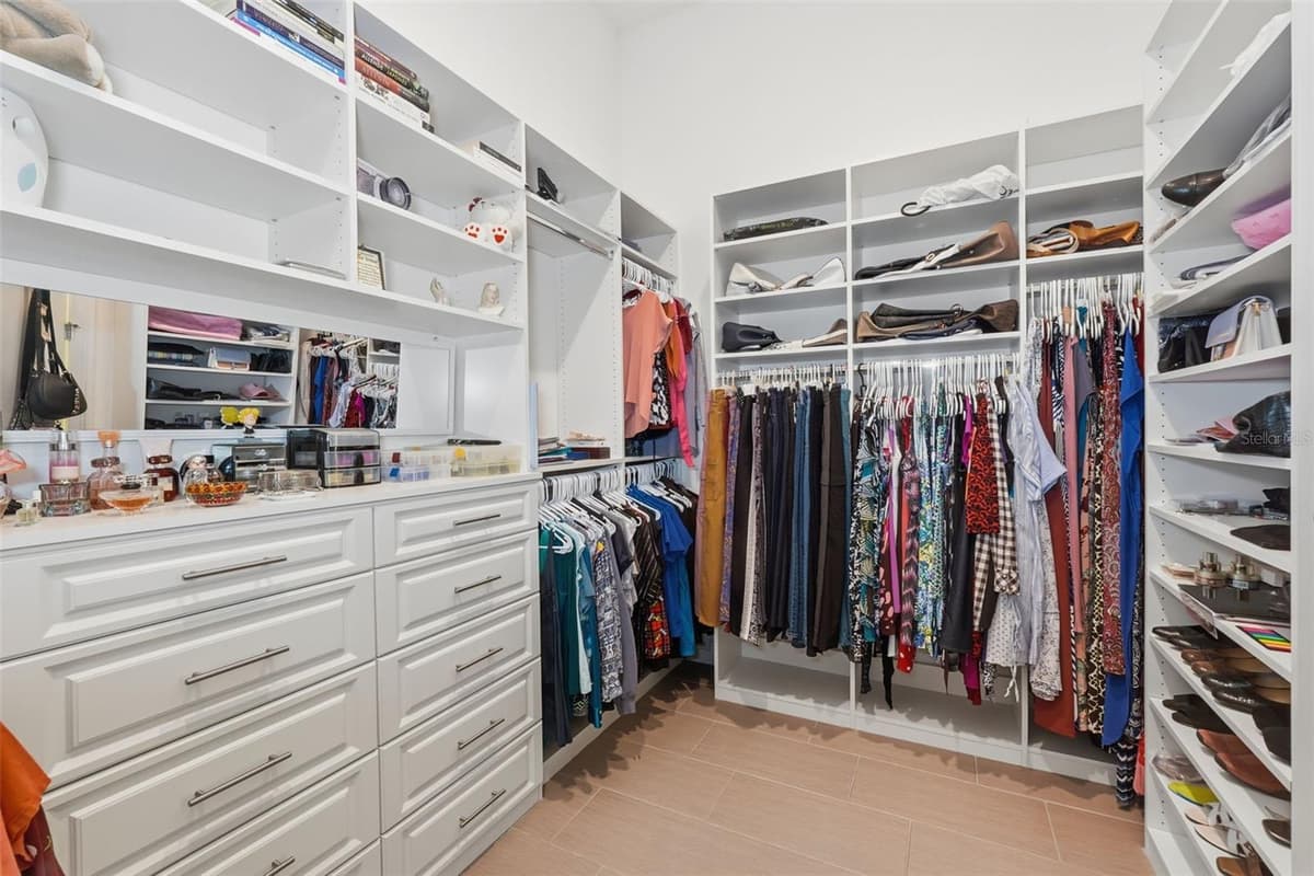 7945 CHILTON DRIVE — photo 36 of 52
