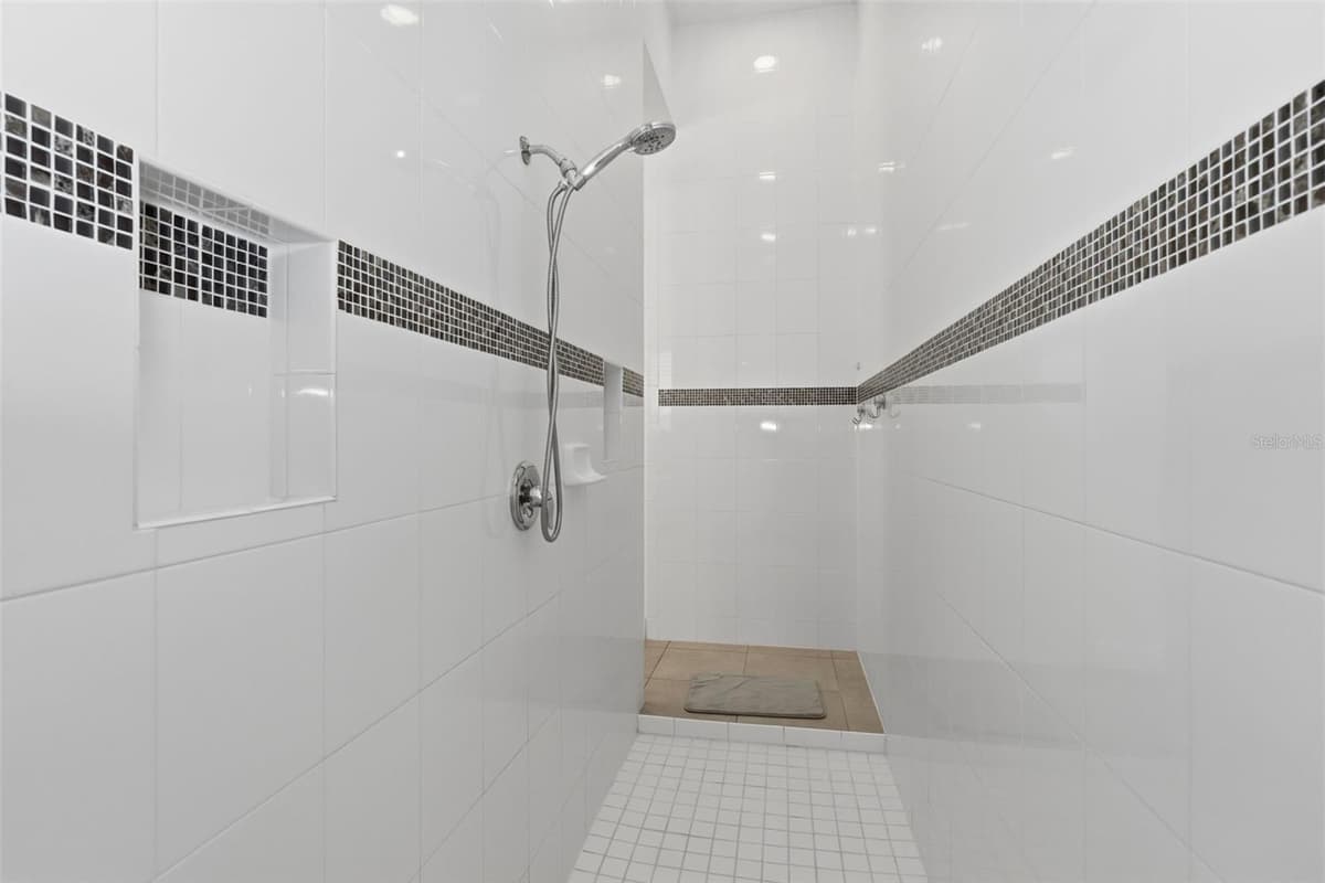 7945 CHILTON DRIVE — photo 35 of 52