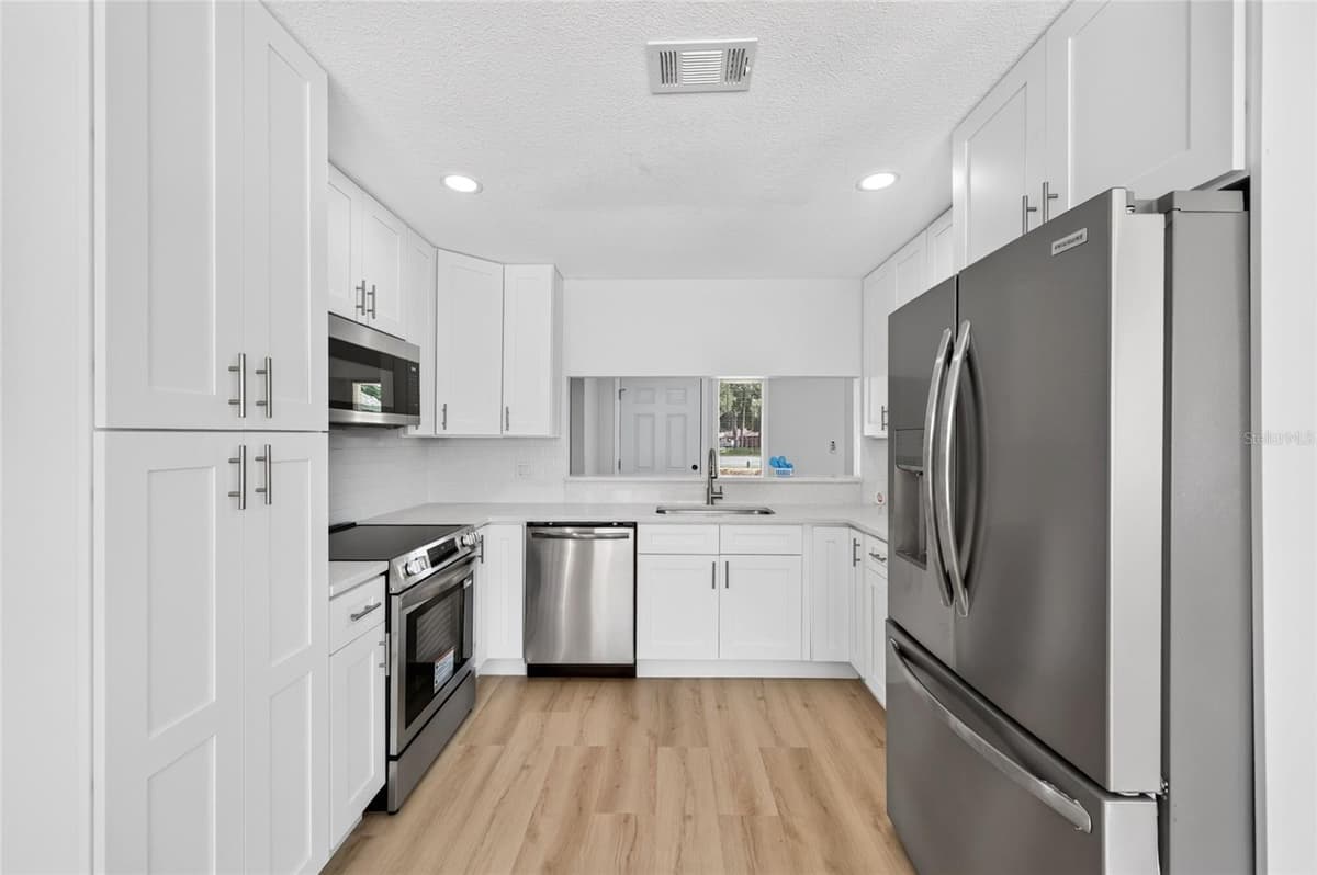 2704 BURGOYNE PLACE — photo 14 of 43