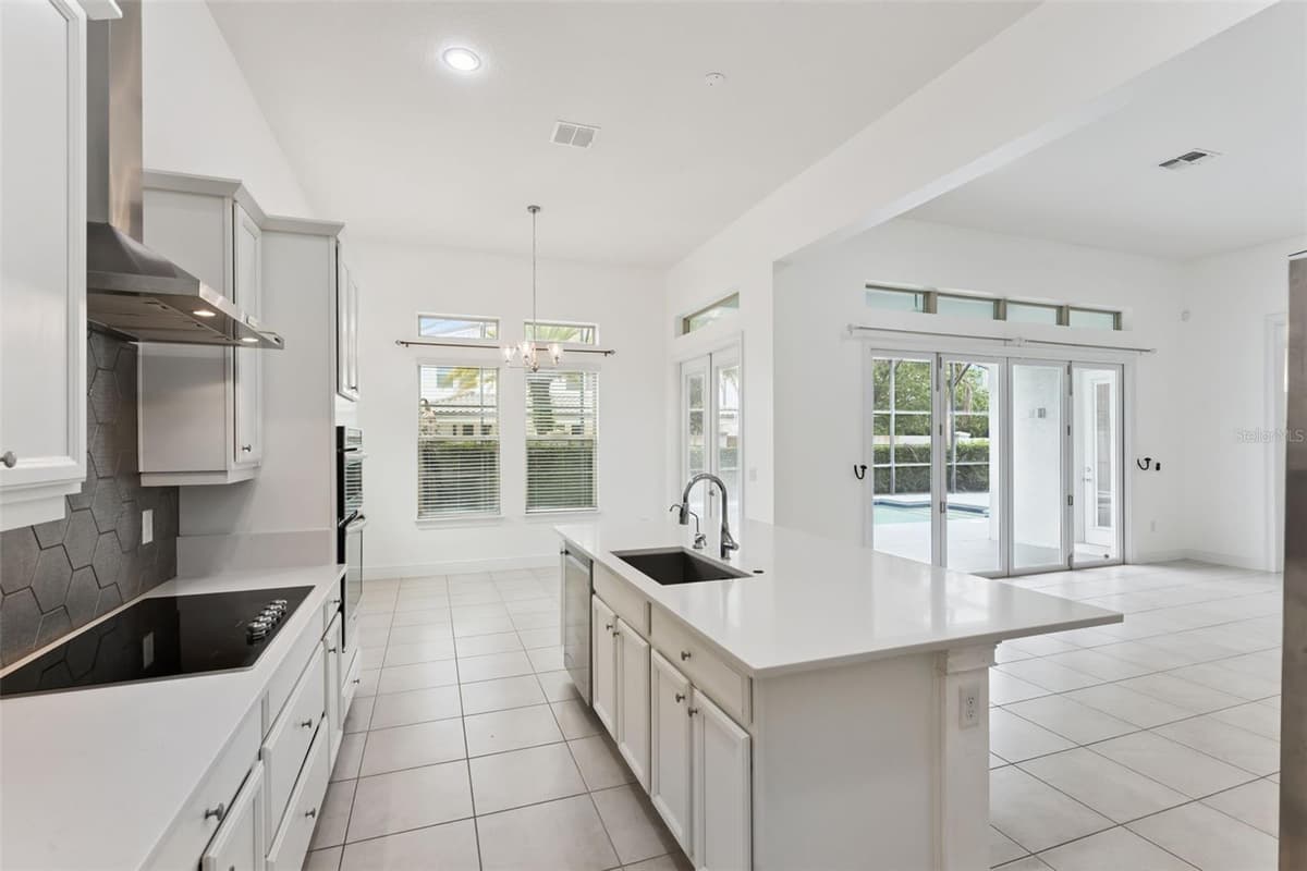 10370 DOTH STREET — photo 9 of 48