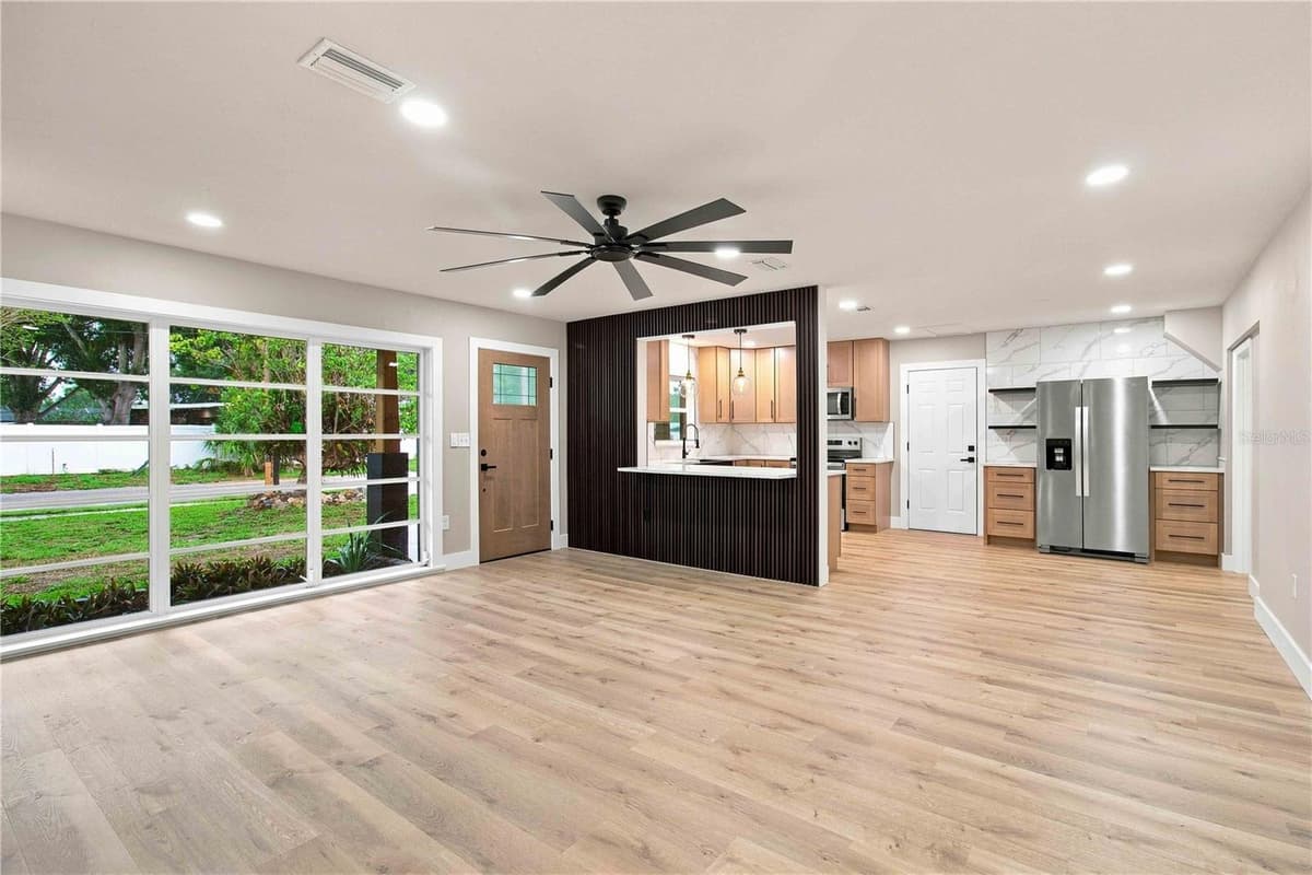 2770 WOOD STREET — photo 17 of 55