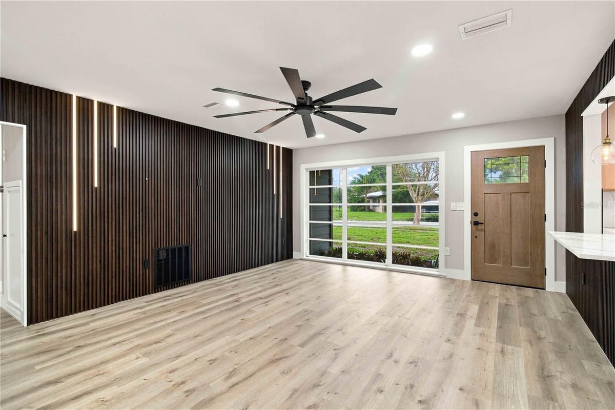 2770 WOOD STREET — photo 19 of 55