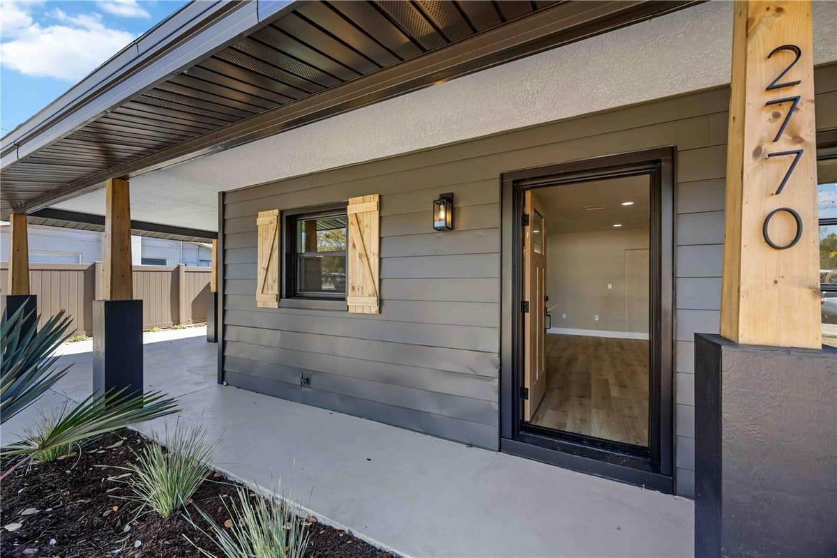 2770 WOOD STREET — photo 7 of 55