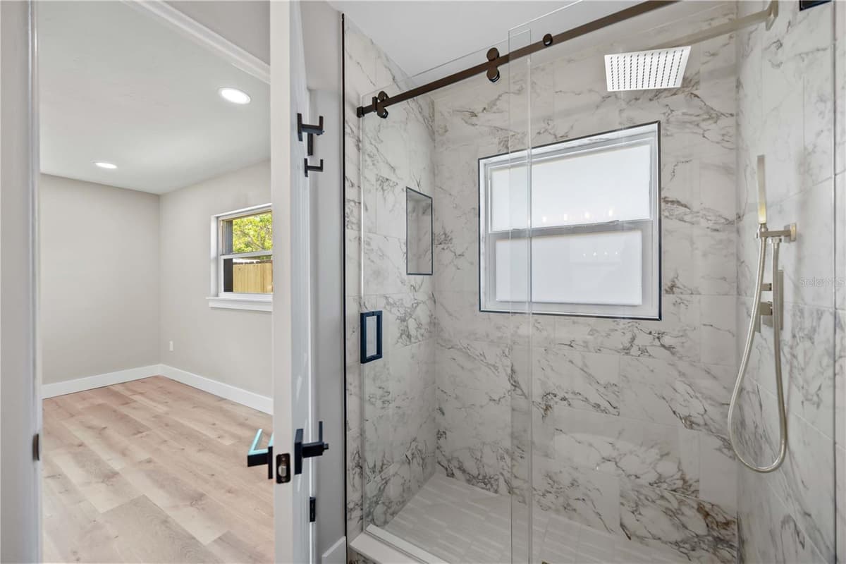 2770 WOOD STREET — photo 26 of 55