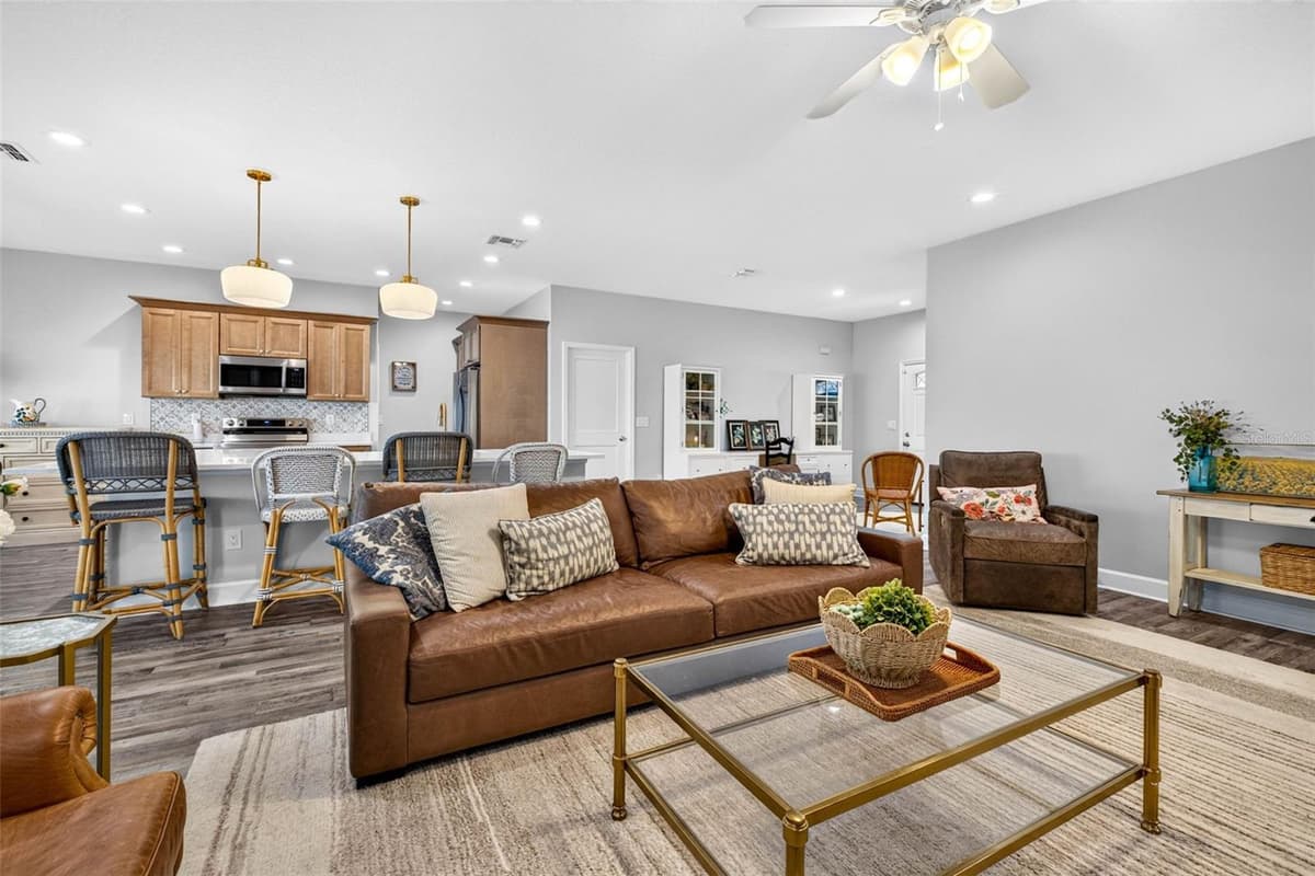 37581 TERI COURT — photo 9 of 54