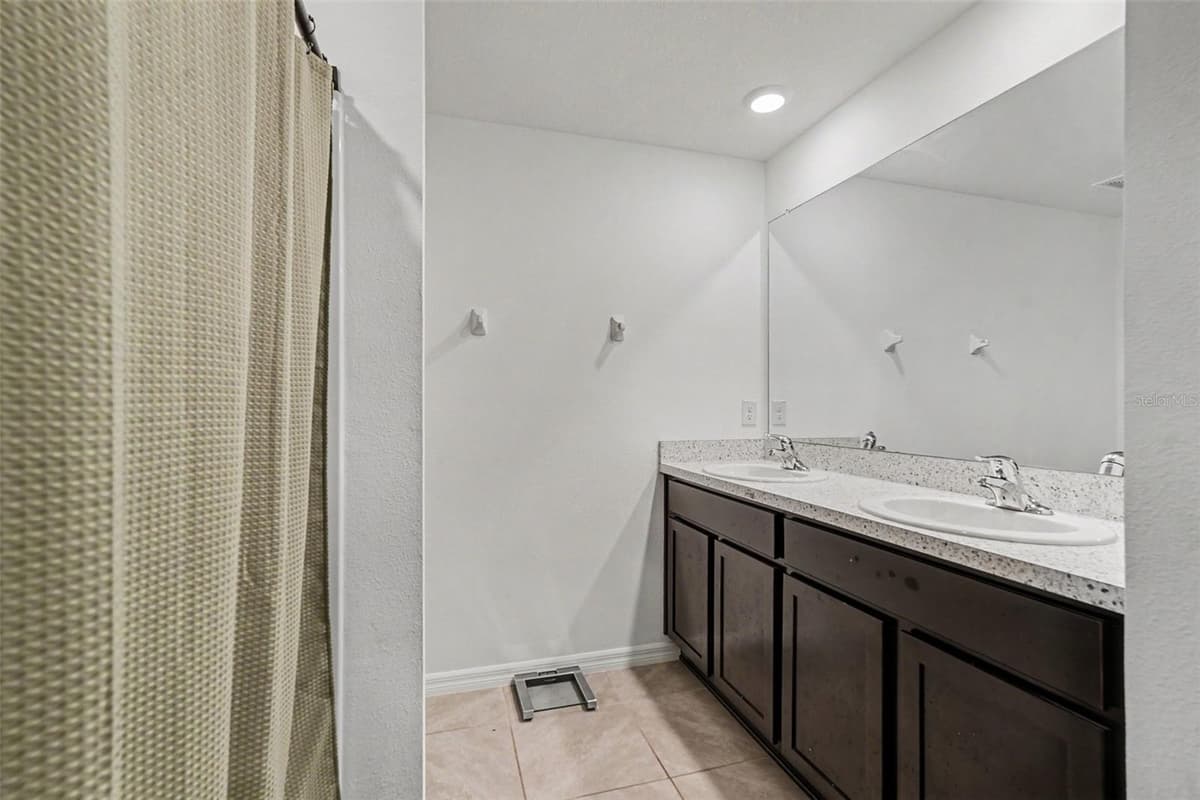 13530 MOUNT IVY COURT — photo 19 of 31