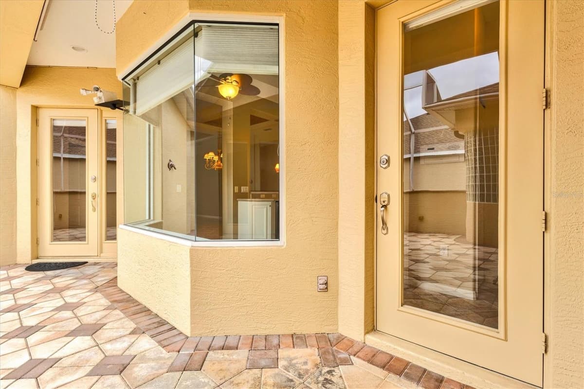 9405 34TH COURT — photo 13 of 48