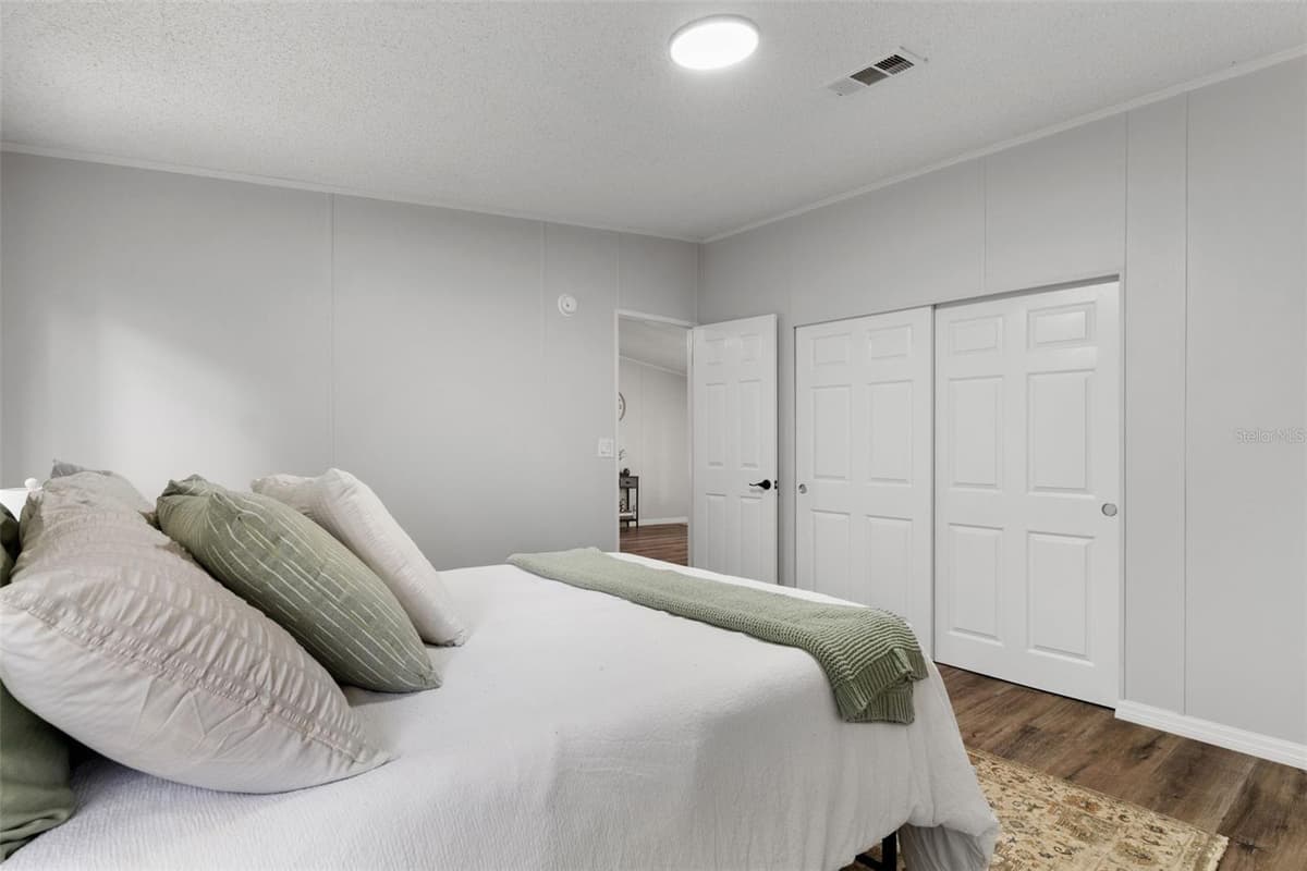 20645 STEWART ROAD — photo 18 of 33
