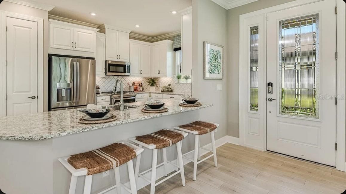 14517 DERNA TERRACE — photo 6 of 42