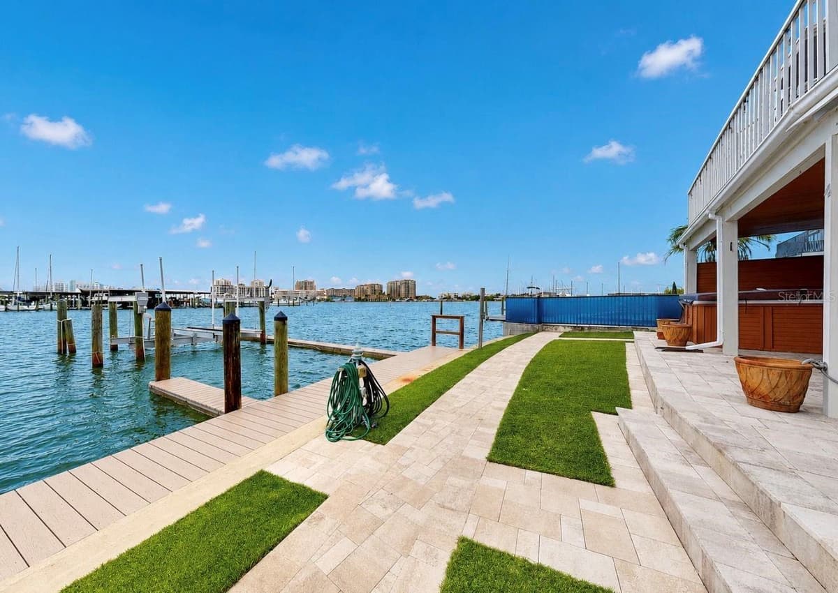 205 DOLPHIN POINT — photo 45 of 54