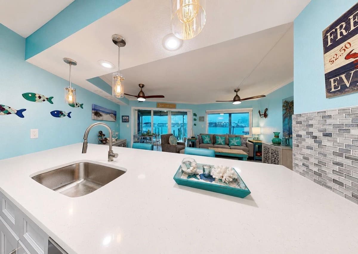 205 DOLPHIN POINT — photo 24 of 54