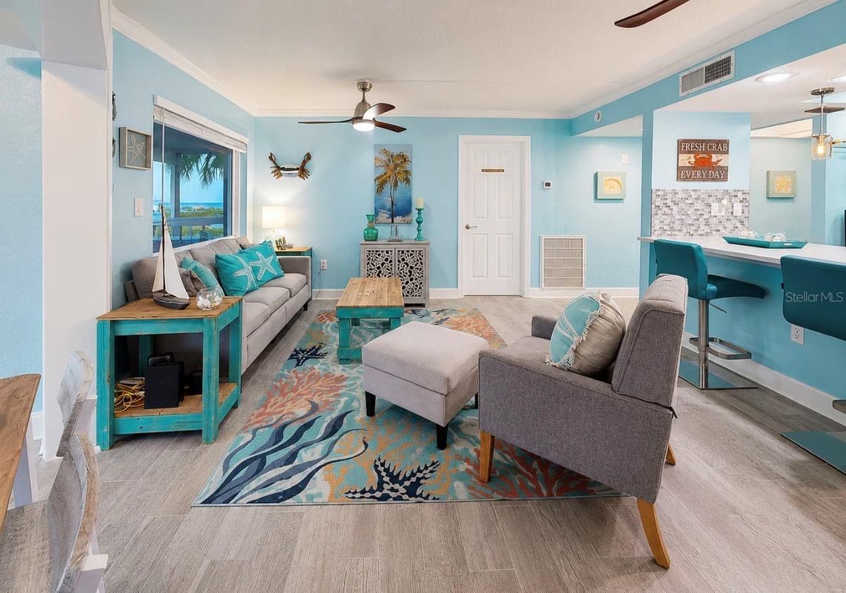 205 DOLPHIN POINT — photo 16 of 54
