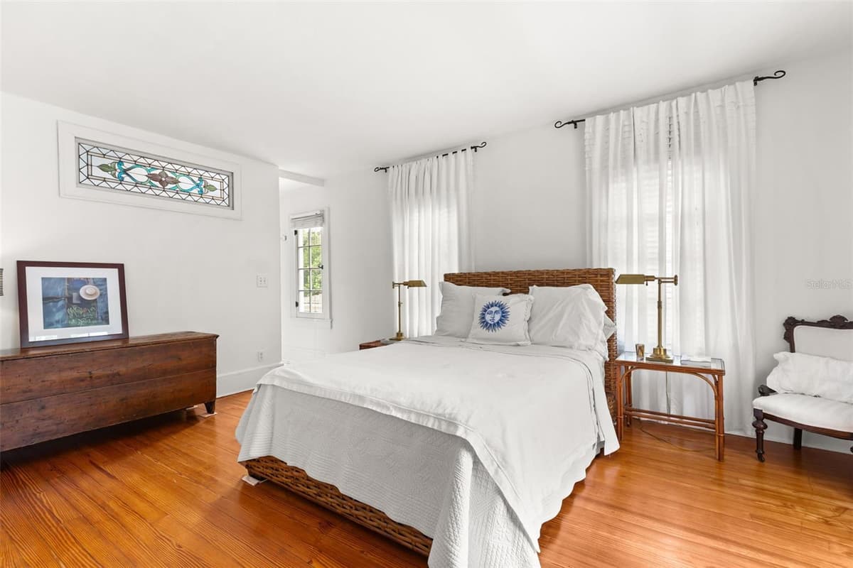 318 VITORIA AVENUE — photo 34 of 66