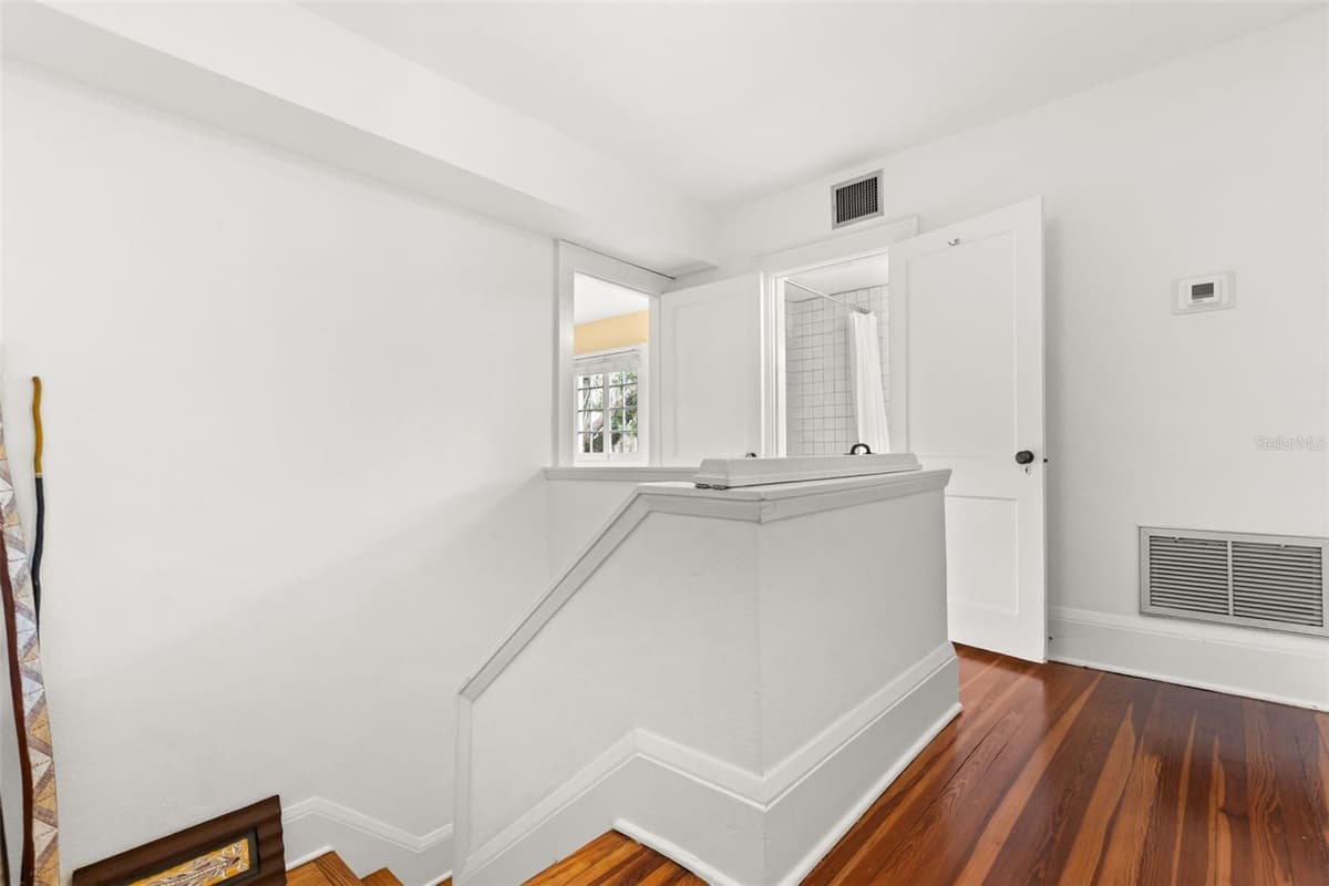 318 VITORIA AVENUE — photo 50 of 66