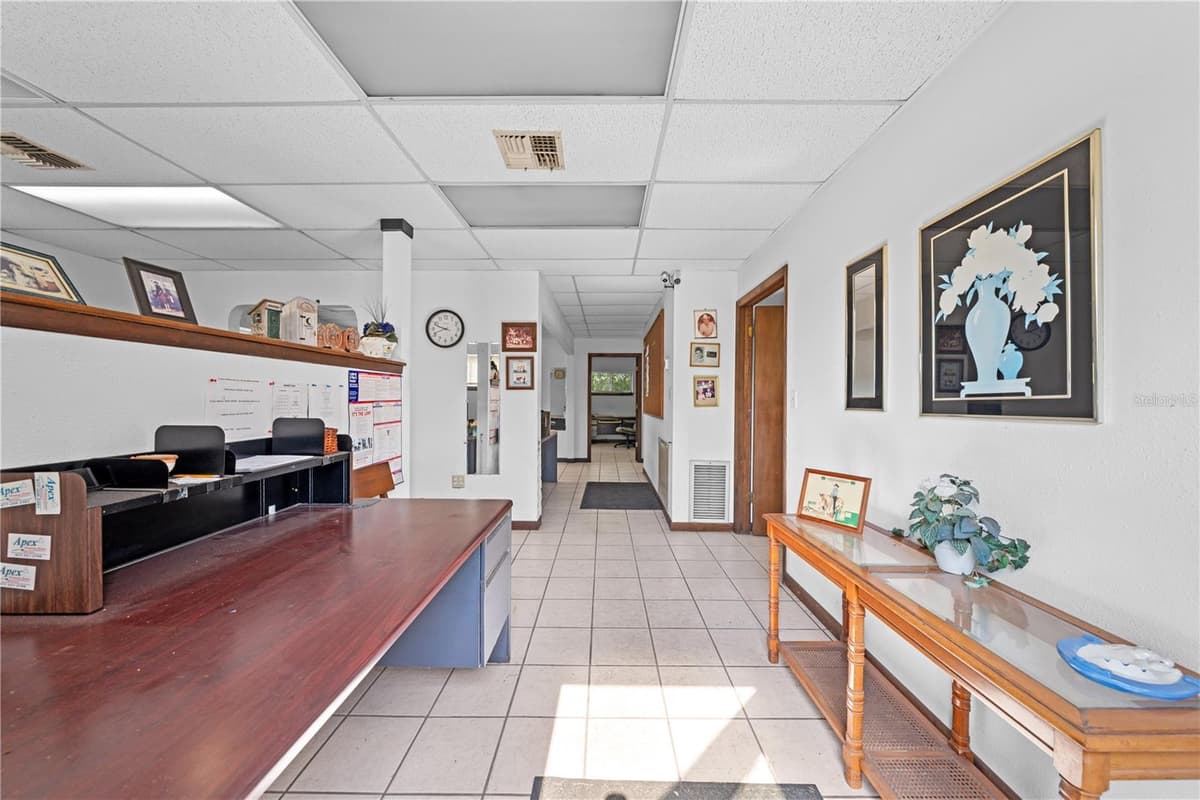 4411 TAMI LANE — photo 33 of 71