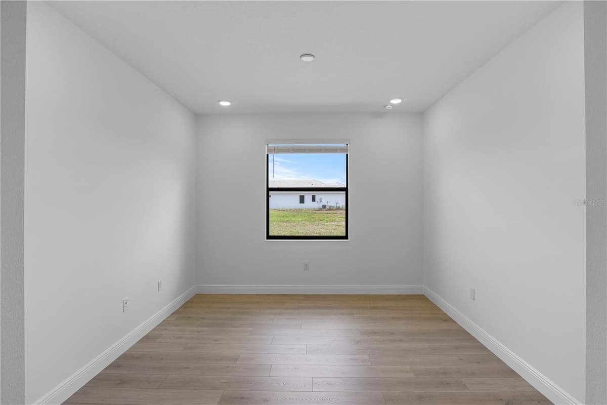 18119 CRESSWIND TERRACE — photo 5 of 61