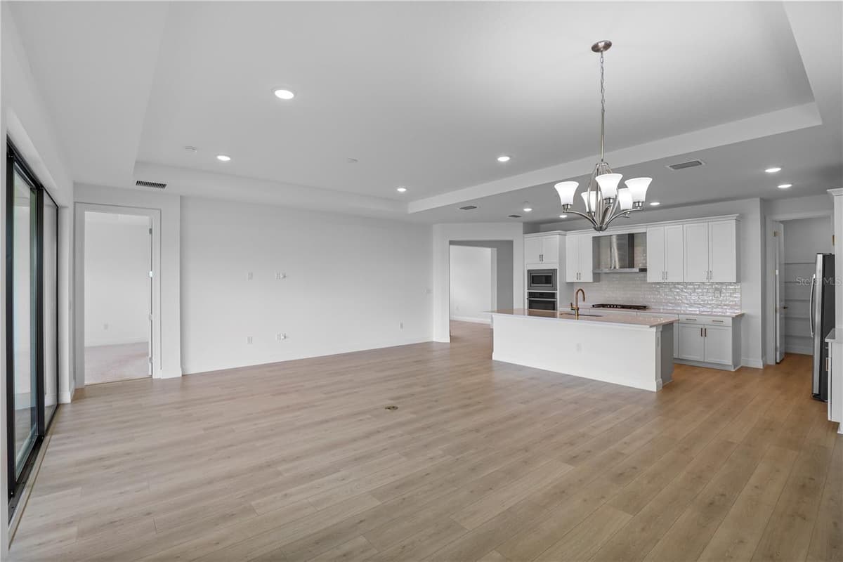 18119 CRESSWIND TERRACE — photo 16 of 61