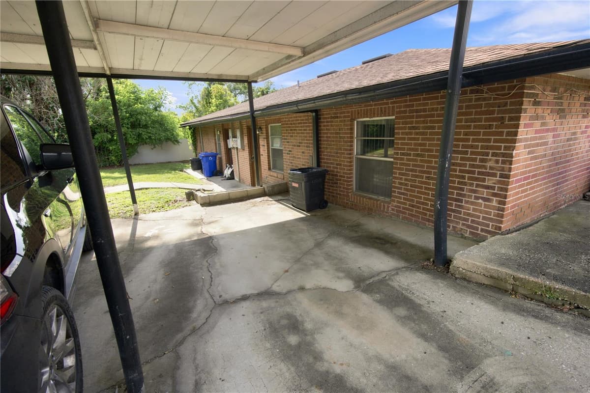 101 LAKE HUNTER DRIVE — photo 11 of 14