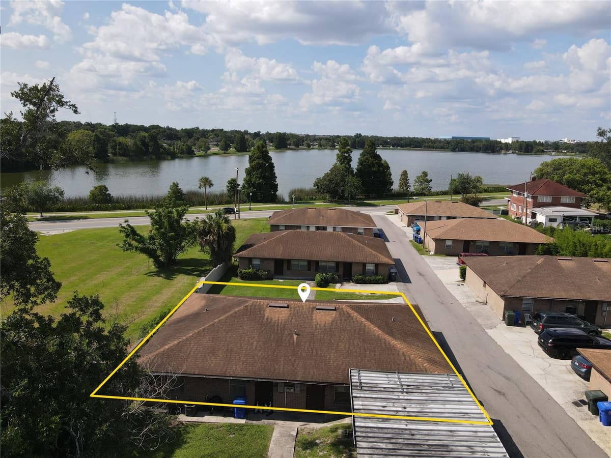 101 LAKE HUNTER DRIVE — photo 14 of 14