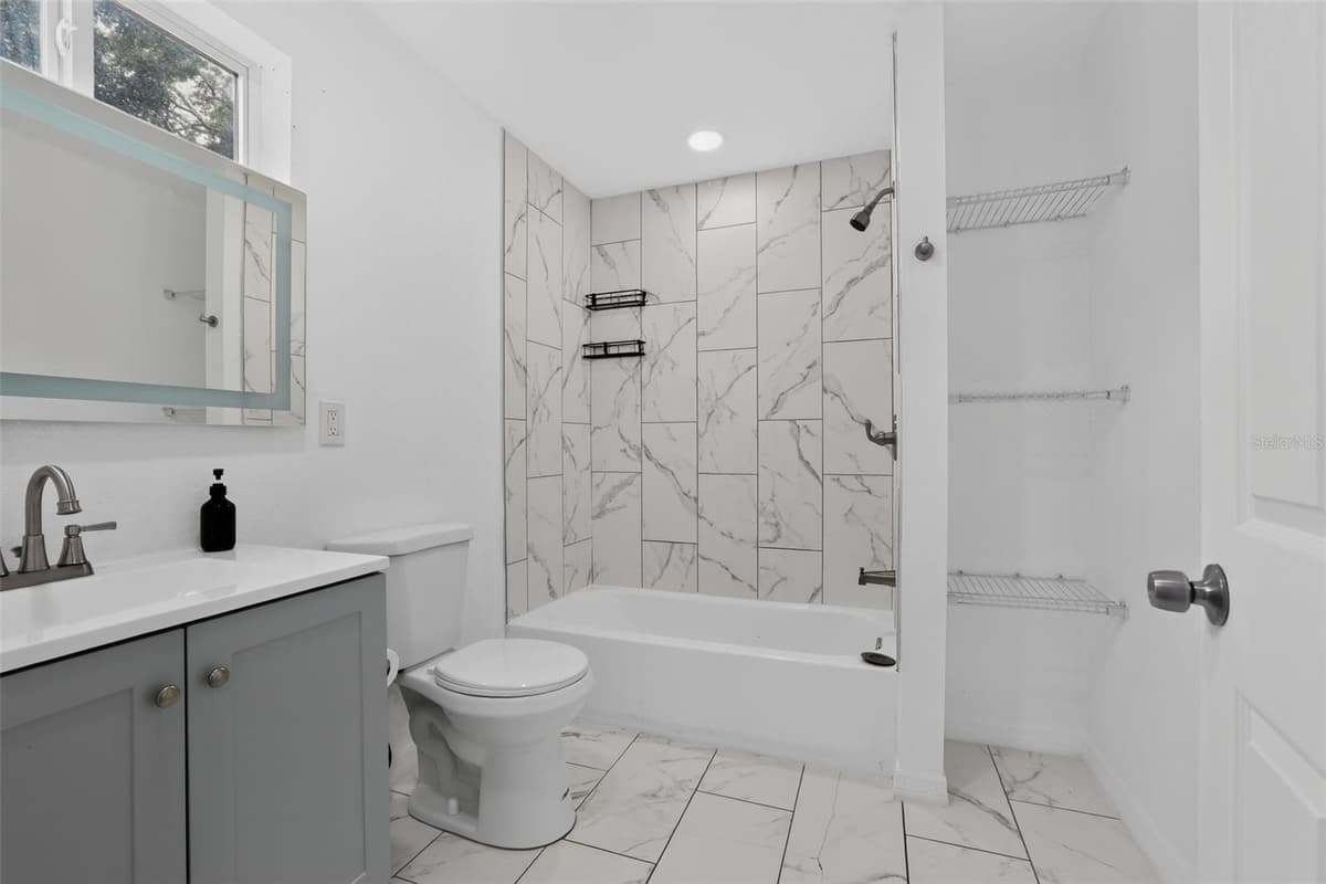4746 LAMAR ROAD — photo 18 of 31