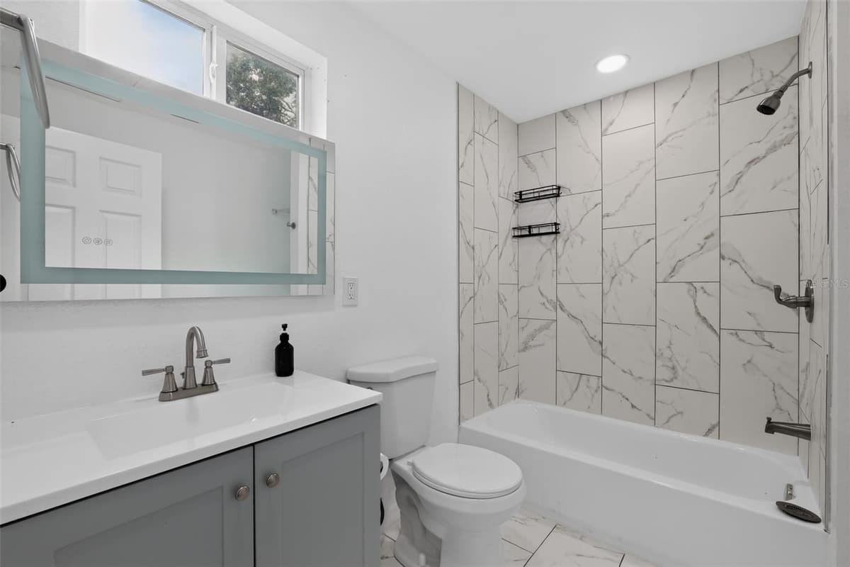 4746 LAMAR ROAD — photo 17 of 31